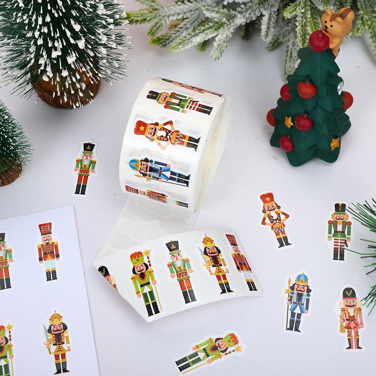 1000개(1롤) 크리스마스 호두까기 인형 테마 스티커 - Nutcracker Figurine 리뷰 및 가격